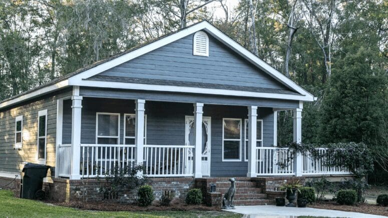 A house that can be sold to we buy houses companies in Four Oaks, NC