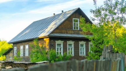A house that an owner can sell for cash in Cleveland, OH